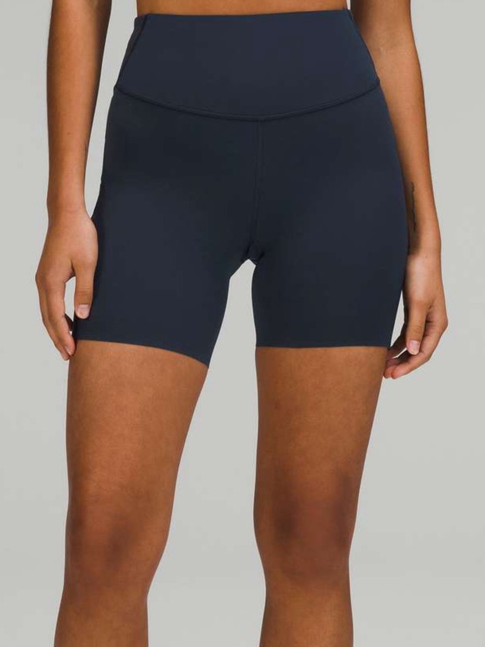 Lululemon Base Pace High-Rise Short 6"
in True Navy - 4
